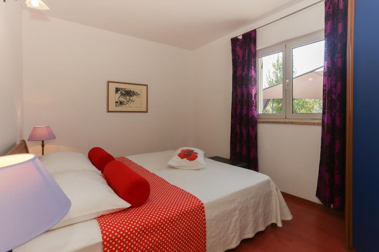 Casa Zorana-Alba Apartments Trogir Exterior photo
